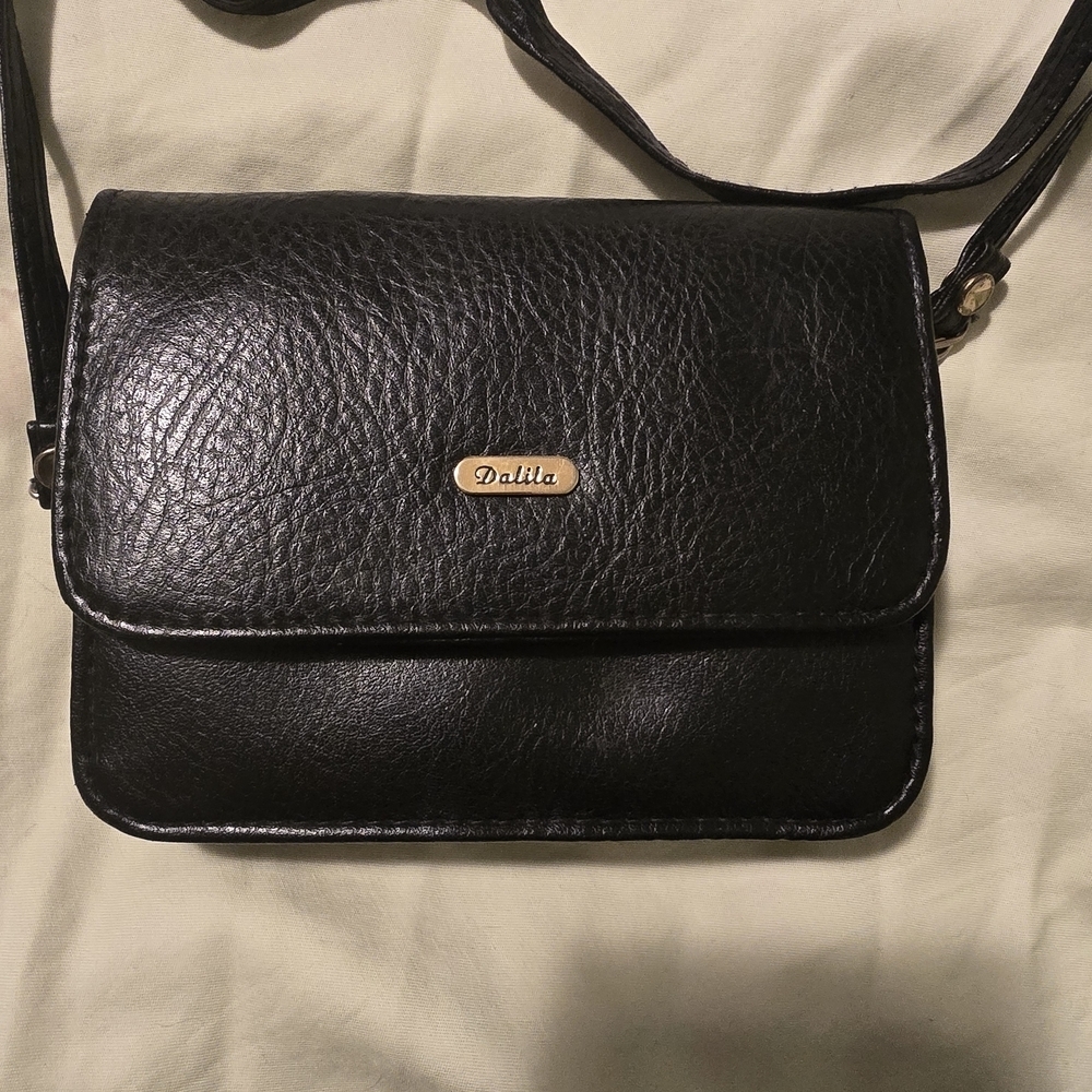 Dalia Vintage Black Leather Crossbody Bag With Snap Coin Pouch